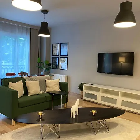 Flat Near Nisantasi And Trendy Attractions In Besiktas דירה