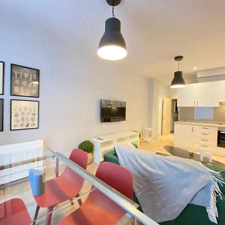Flat Near Nisantasi And Trendy Attractions In Besiktas דירה *