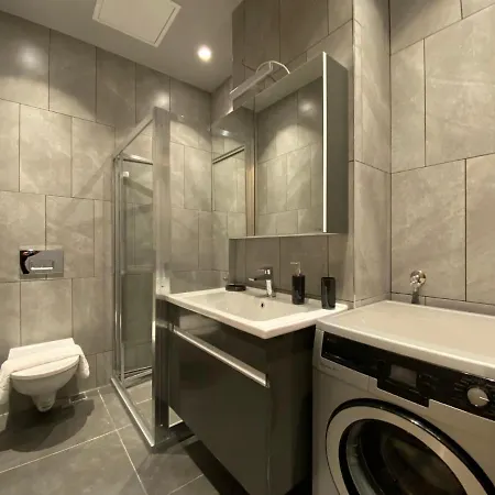 Flat Near Nisantasi And Trendy Attractions In Besiktas